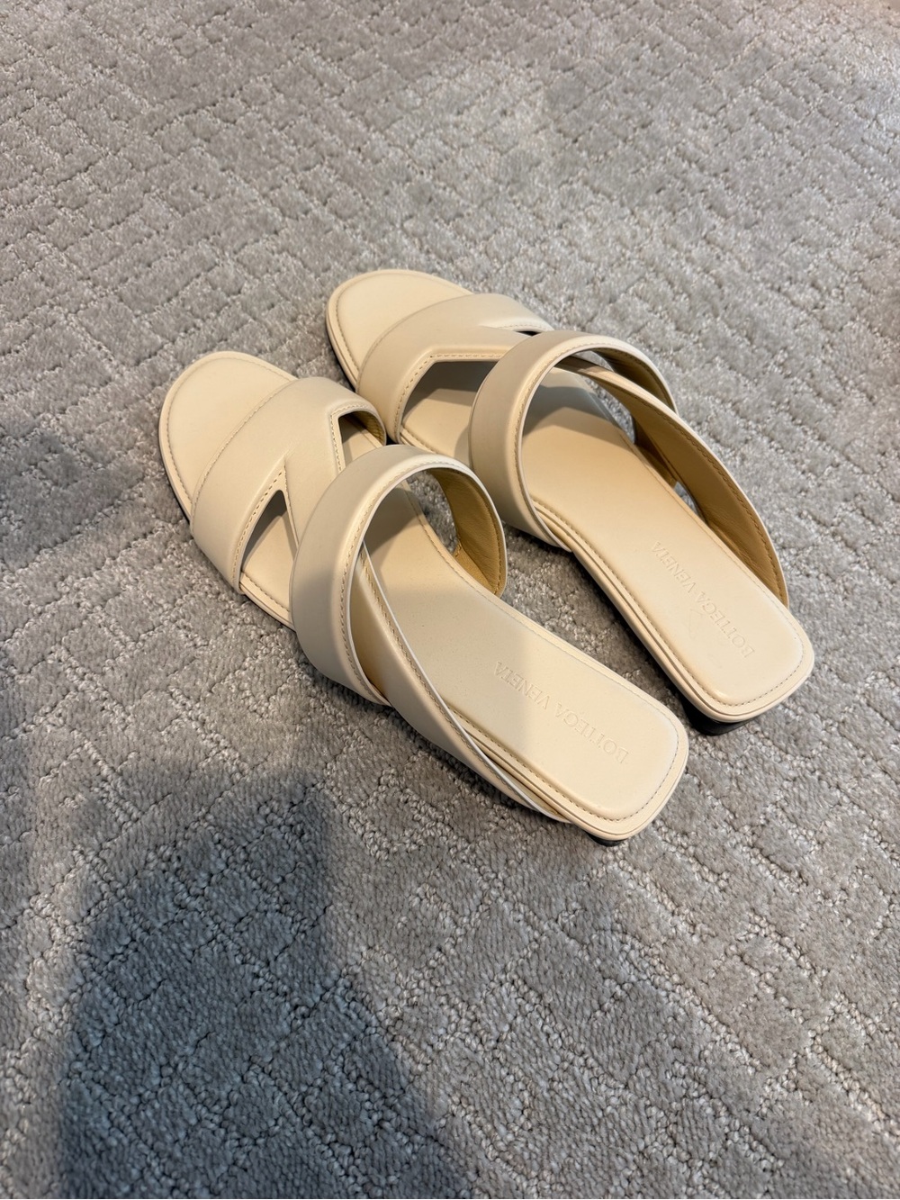 Bottega Veneta Women’s Cream Slide Sandals